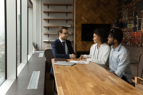 COMMENT CHOISIR UNE AGENCE DE MATERNITÉ DE SUBSTITUTION ?